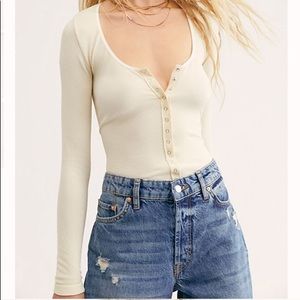 She’s Button Up Seamless Top